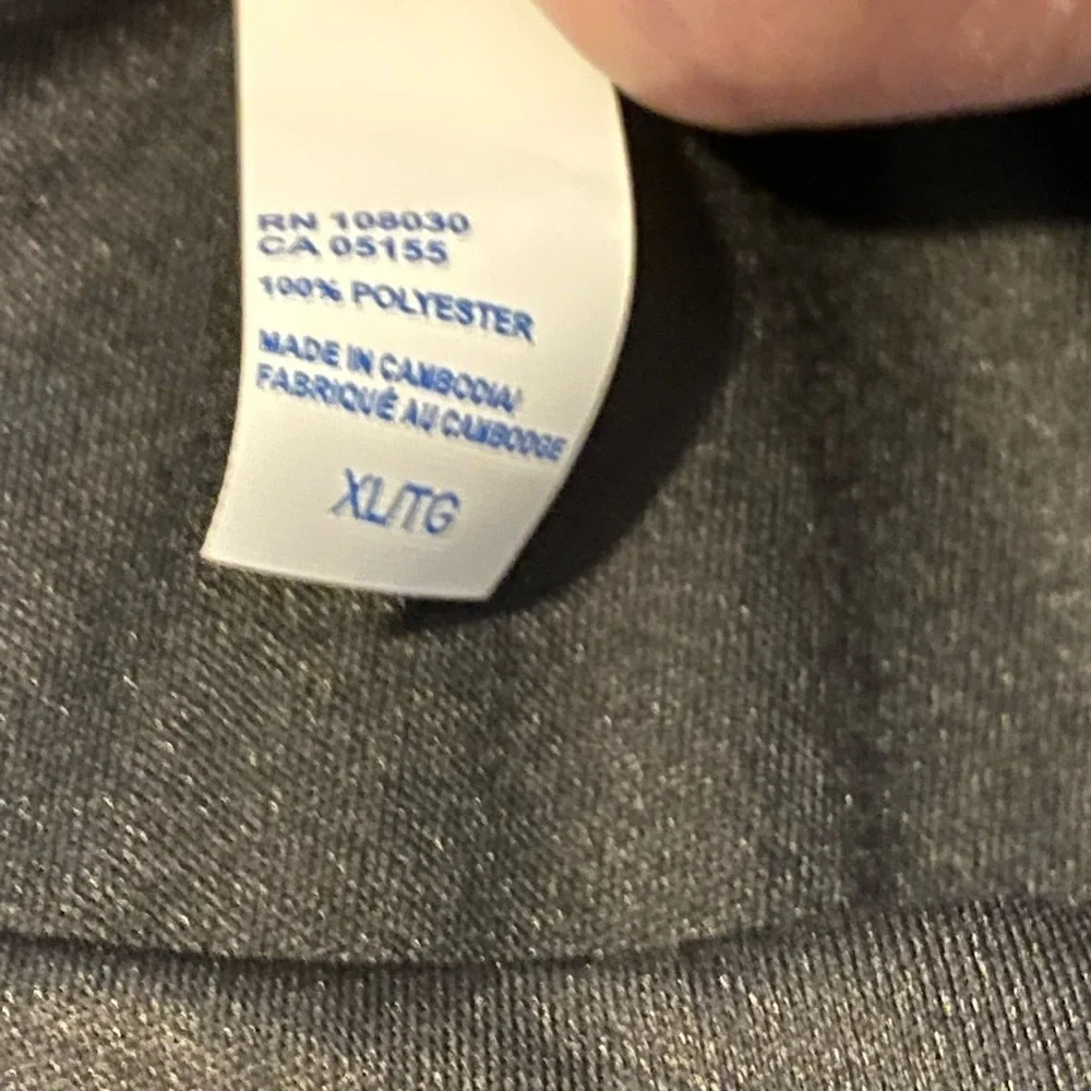 ULTRA CLUB men’s XL black tee shirt with a MAD CARDS Logo on the left chest Red. - Picture 9 of 11